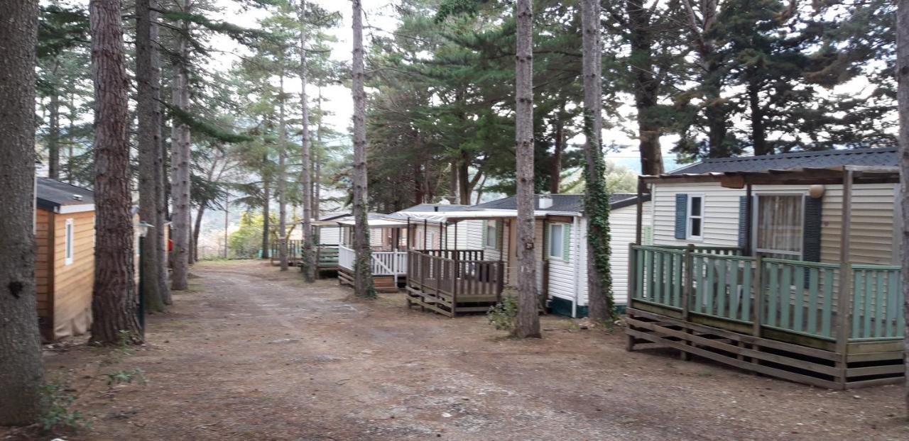 Camping La Source Sournia Ngoại thất bức ảnh
