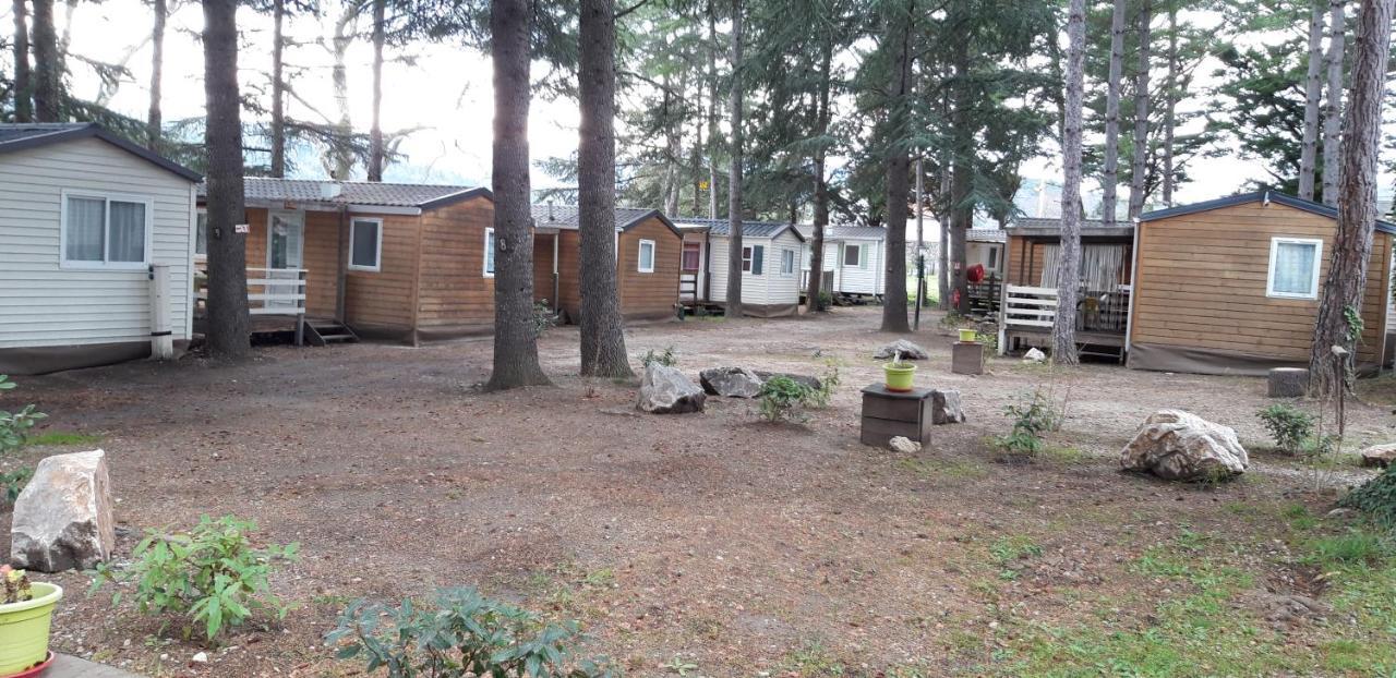 Camping La Source Sournia Ngoại thất bức ảnh