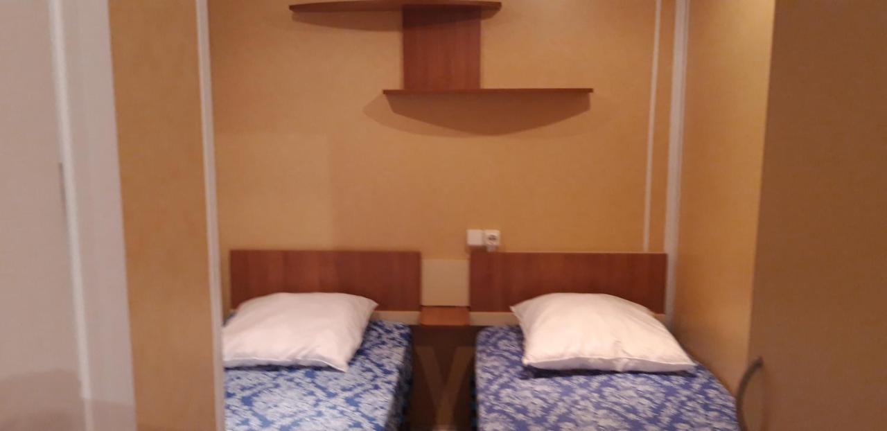Camping La Source Sournia Ngoại thất bức ảnh